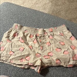 Peach Print Women's Shorts